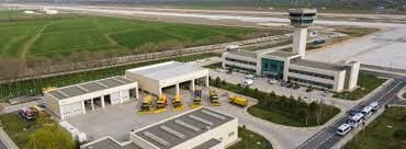 airport taxi stand and yellow taxis