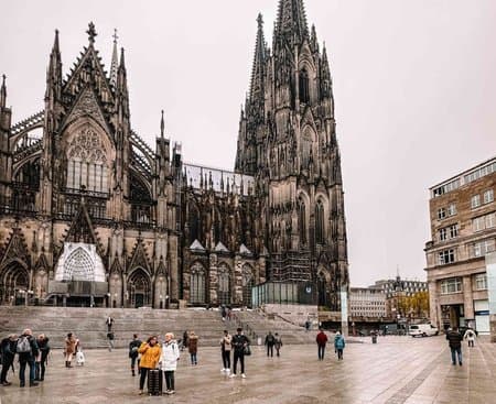 Benelux Paris Tour - 6 Nights 7 Days (Paris Round Trip Cologne Return)