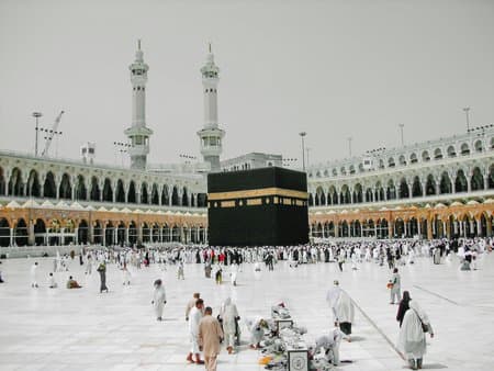 Saudi Arabia and Umrah Tour